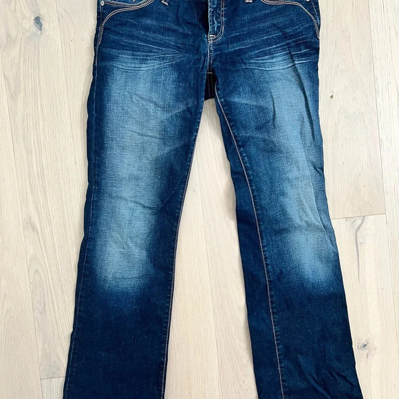 Guess Blue Jeans - Picture 2 of 4